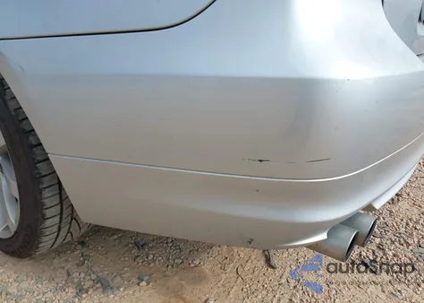 2011 BMW 328I xDrive z USA, uszkodzony, nr VIN WBAPK5C50BA659235